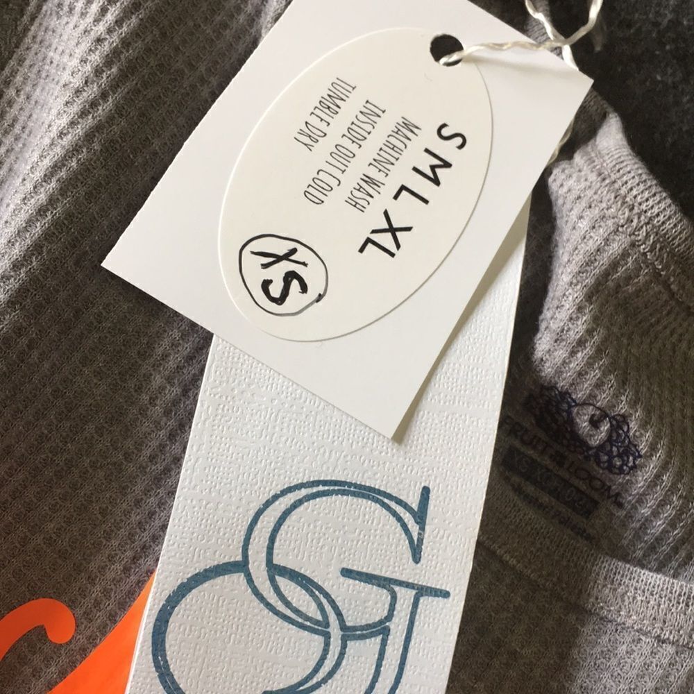 Check Meowt Thermal CropTop - Picture 3 of 9